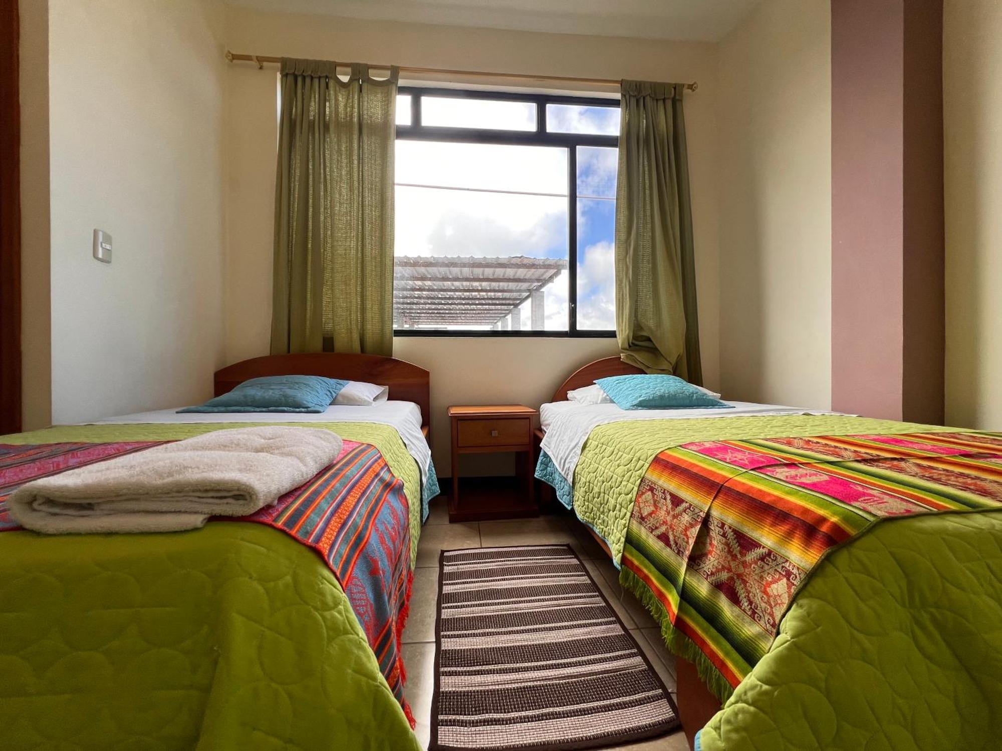 Hostal Casa Cascada Puerto Ayora  Dış mekan fotoğraf