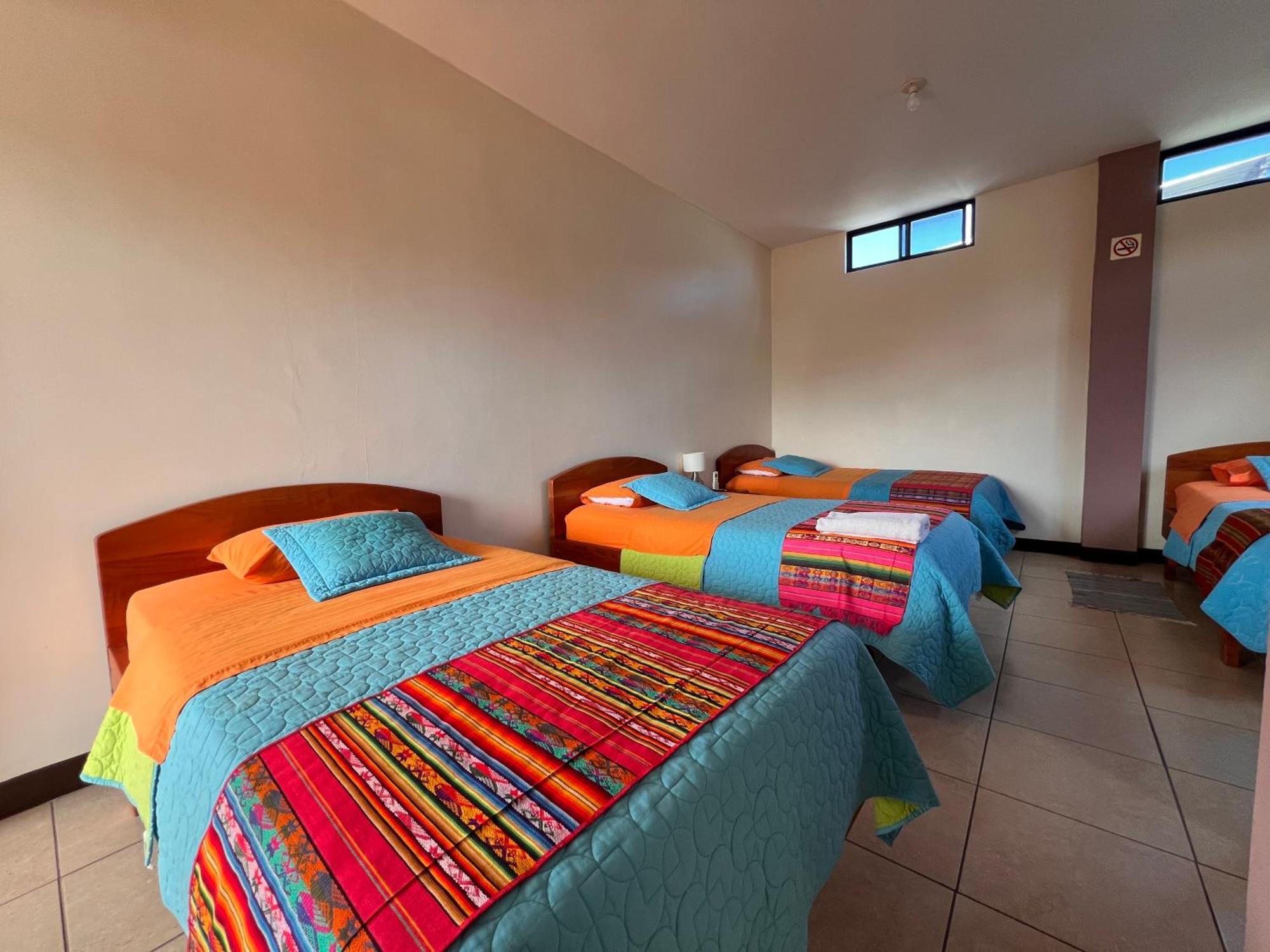 Hostal Casa Cascada Puerto Ayora  Dış mekan fotoğraf