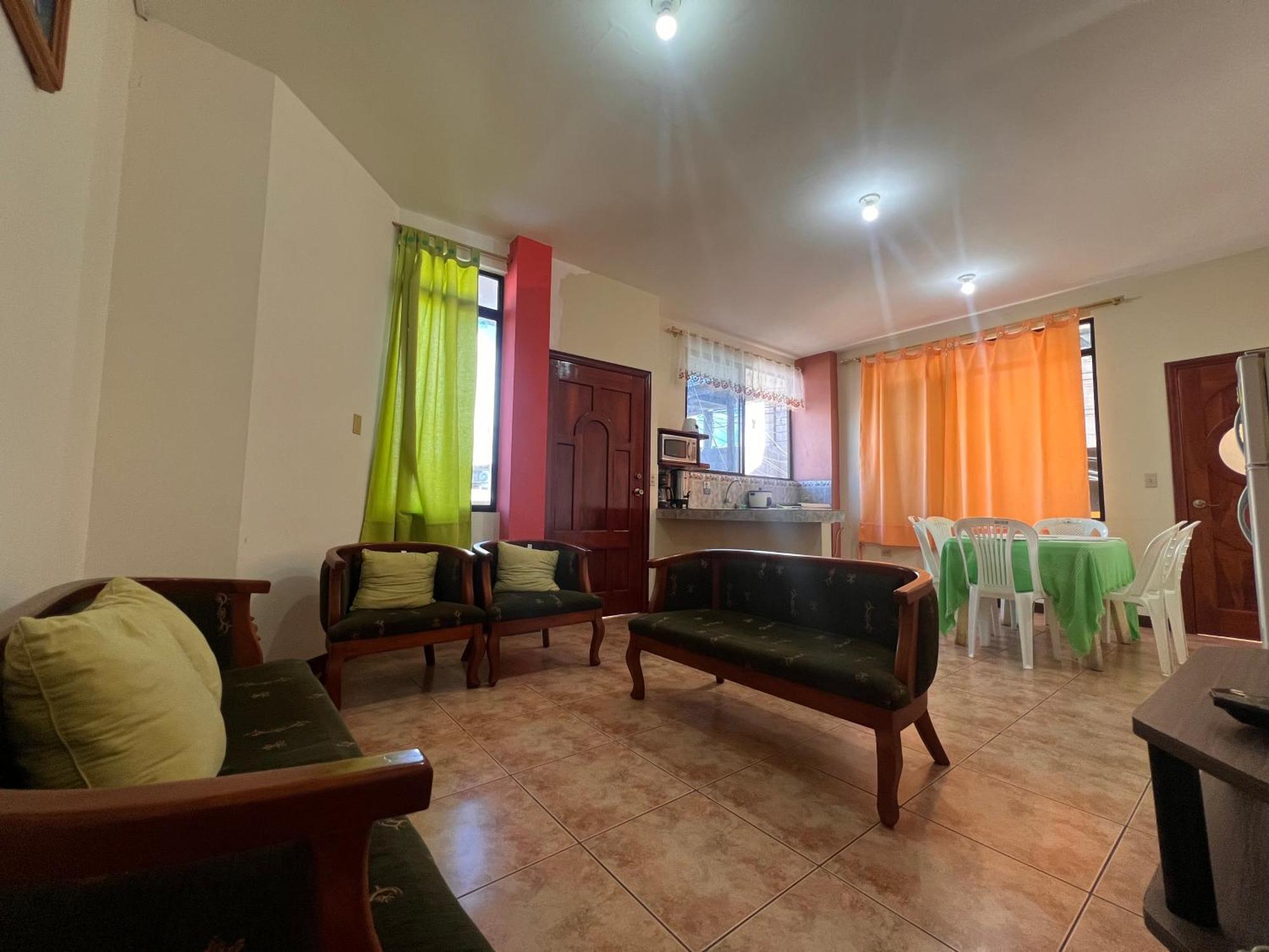 Hostal Casa Cascada Puerto Ayora  Dış mekan fotoğraf