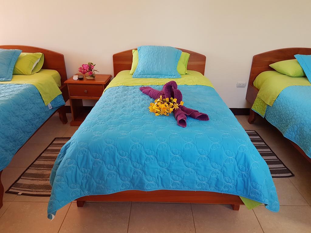 Hostal Casa Cascada Puerto Ayora  Dış mekan fotoğraf